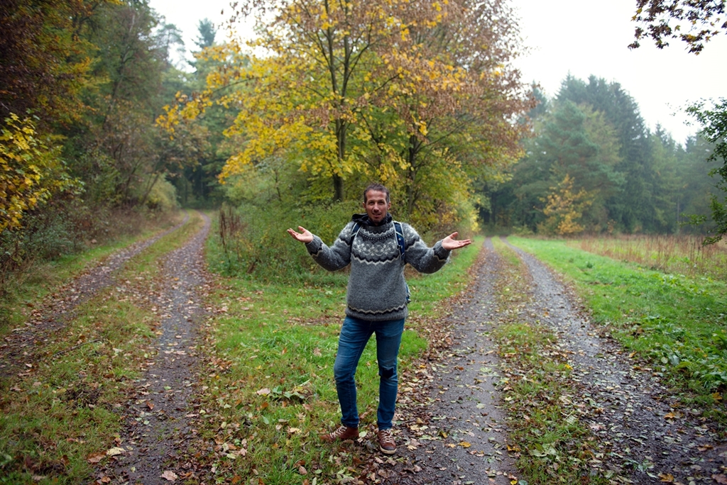 Willi in Bivio / Willi am Scheideweg.