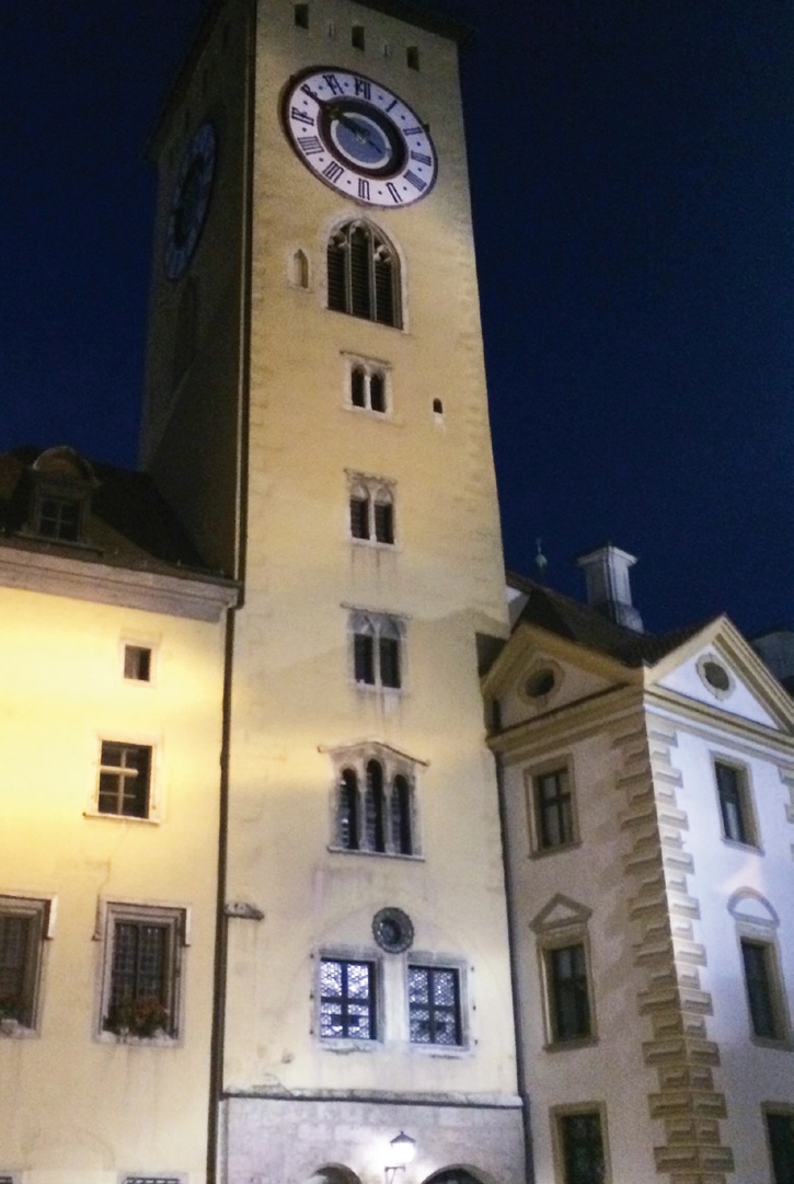 Die Stadtregierung hat im Rathaus ihre Arbeit aufgenommen.