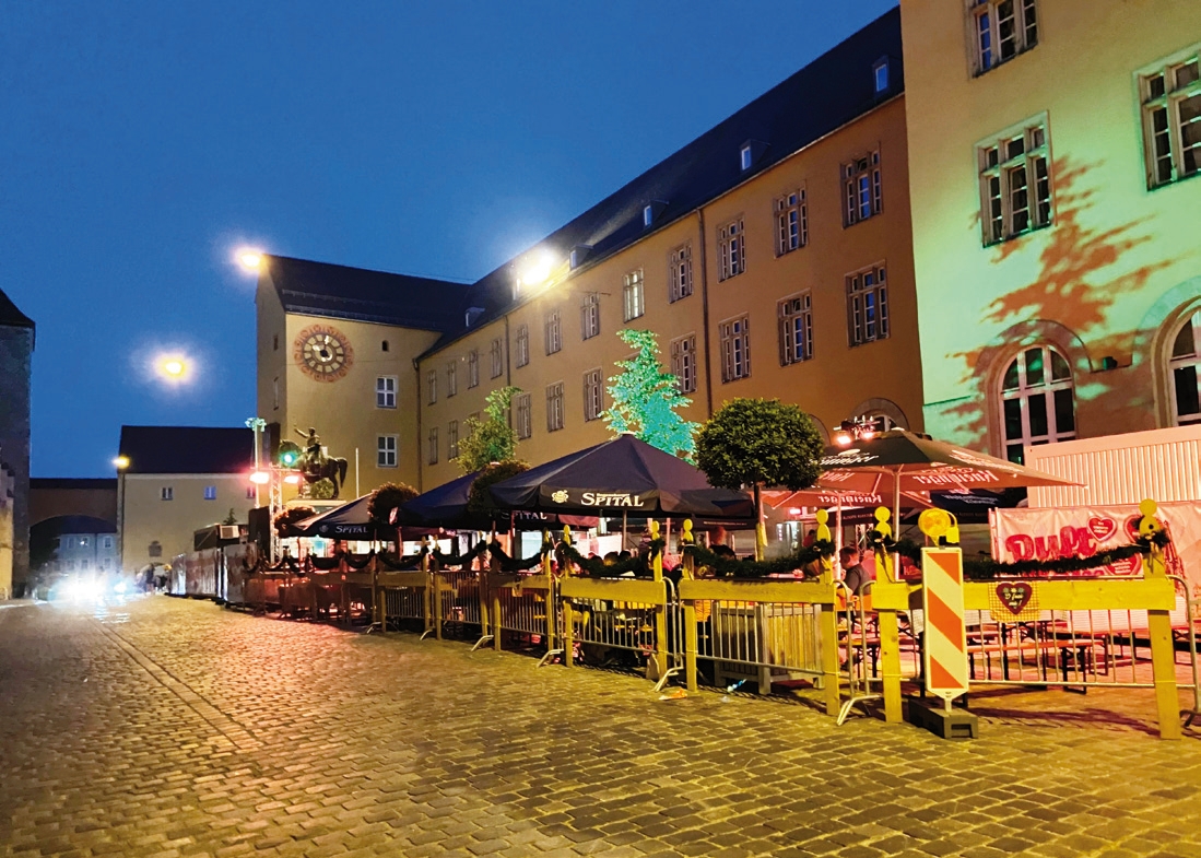 Musste wieder weg: Der Biergarten am Dom.