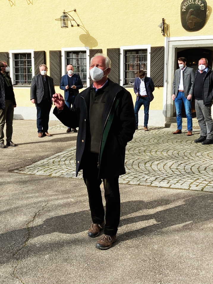 Heiner Prössl, Braumeister und Gastronom vom Adlersberg, ist einer der leidtragenden Bierbrauer.