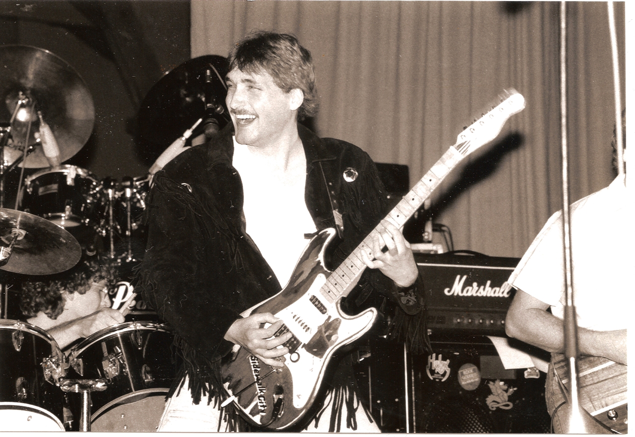 Wolfgang Haarer, 1989, Neumarkter Jurahalle. Als Support für „Iron Butterfly“.