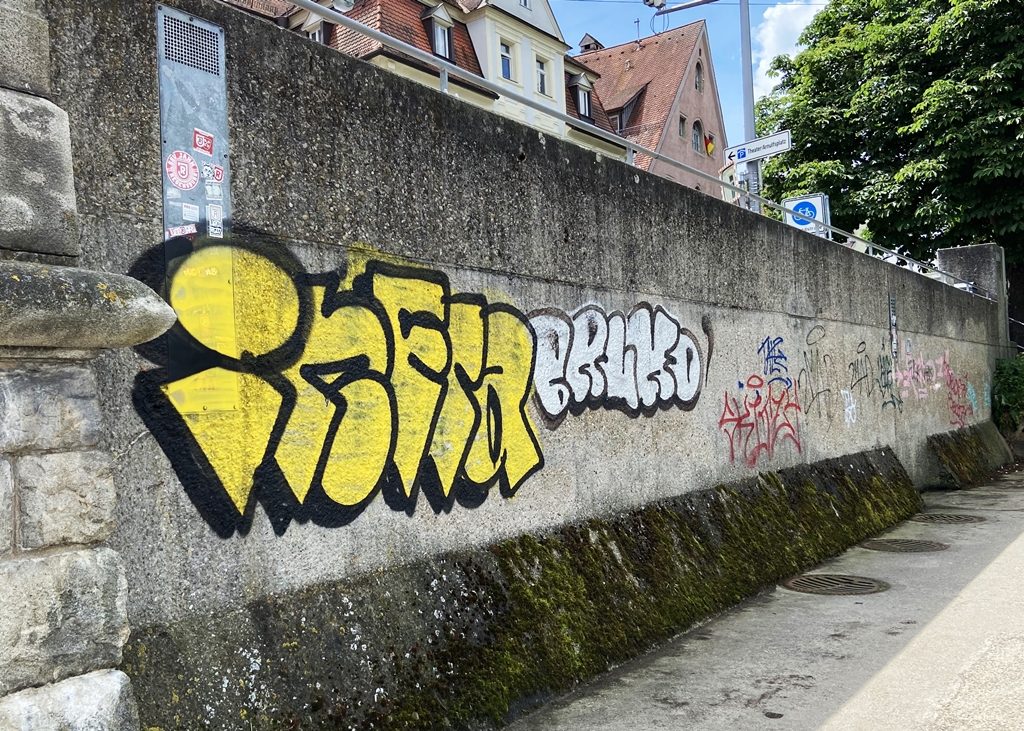 Talentfreies Geschmiere beim Eisernen Steg.