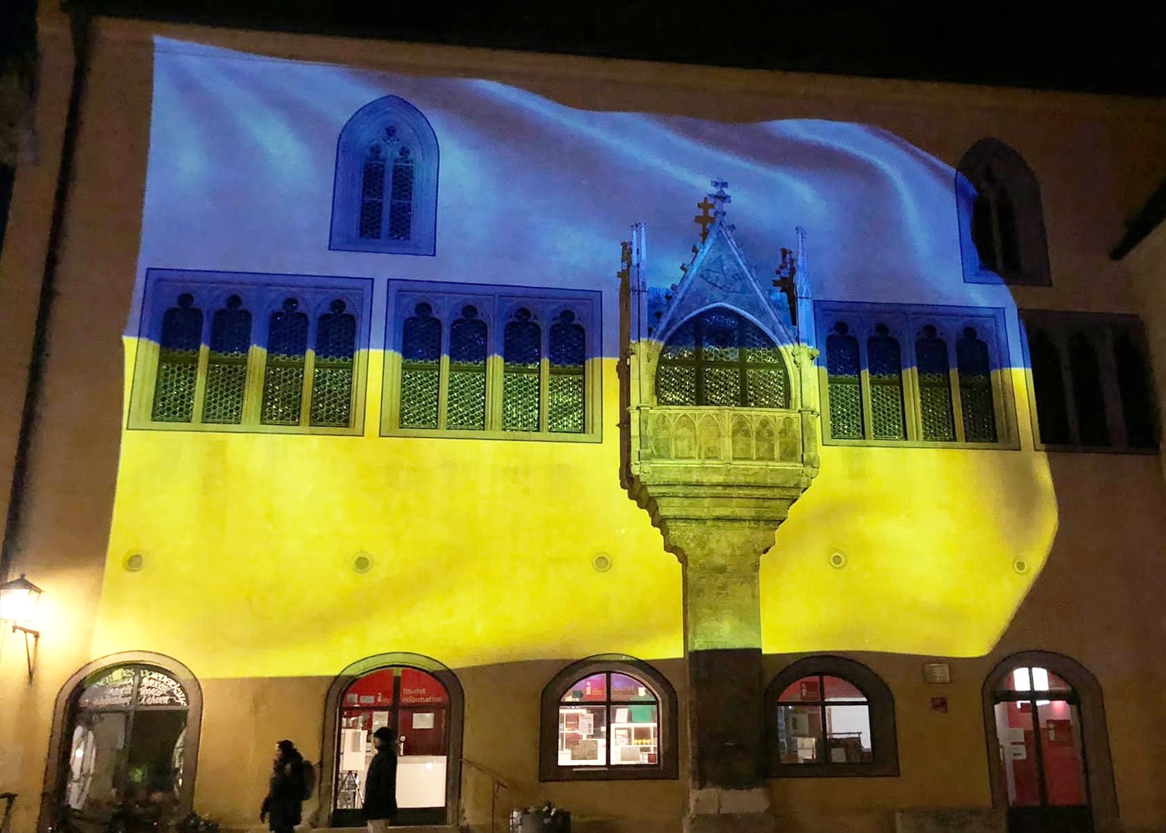 Die Stadt zeigt sich solidarisch ...