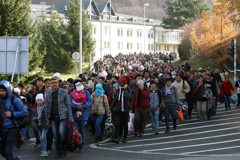 Irreguläre Migranten überlasten deutsches Sozialsystem (Symbolbild).