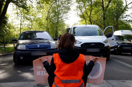 In & Out | Sinnlose Staatsbrutalität gegen Klimakleber