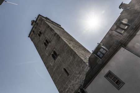 Historische Wandmalereien und Holztäfelung: Restauration Turmzimmer im Goldenen Turm