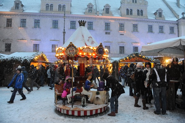 "Romantischer Weihnachtsmarkt": Kinderattraktionen
