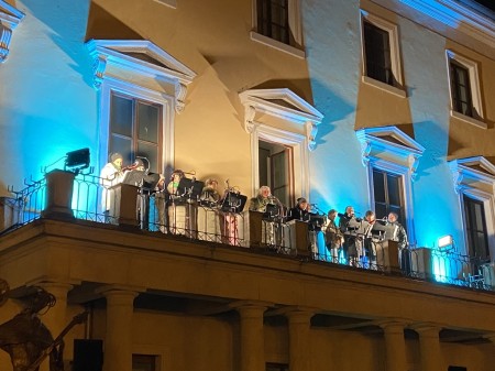 Balkonsingen ist verschoben