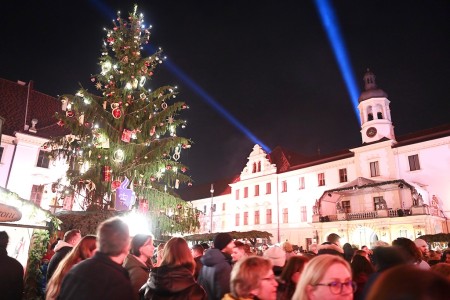 Neu: Regionalticket für den "Romantischen Weihnachtsmarkt"