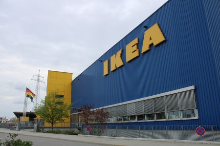 In & Out | Raubbau an Urwäldern: Welche Rolle spielt IKEA?