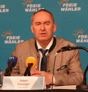 Meldung | Aiwanger: Wahlrecht nur mit deutschem Pass