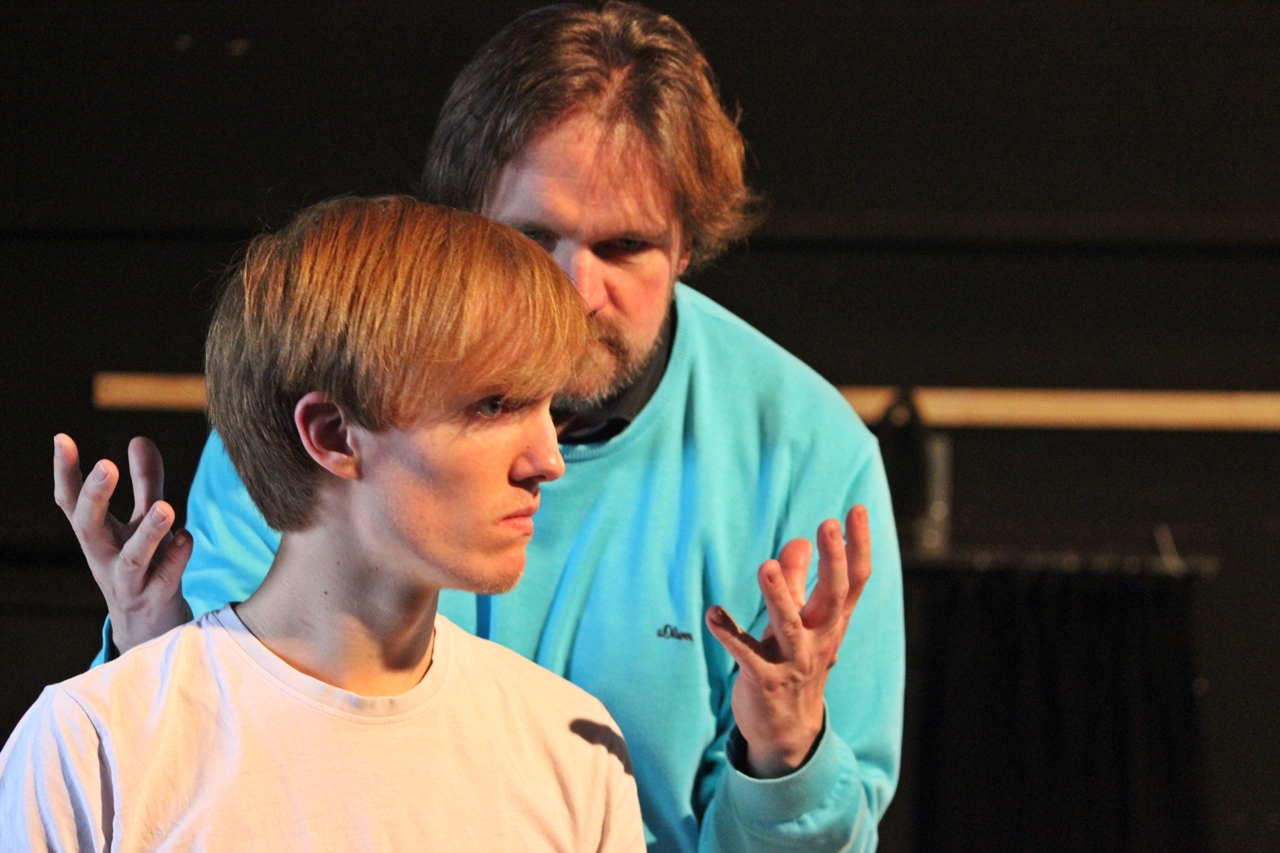 Das OVIGO Theater probt für „A Clockwork Orange“