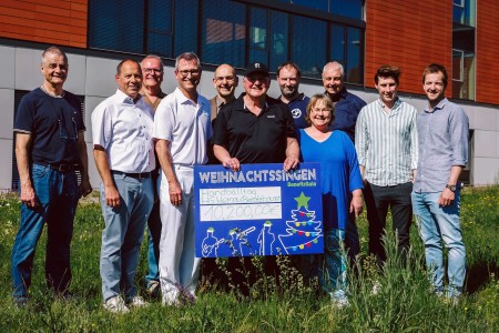 Weihnachtssingen: HG Hemau/Beratzhausen übergibt 10.200 Euro für „Franzi“