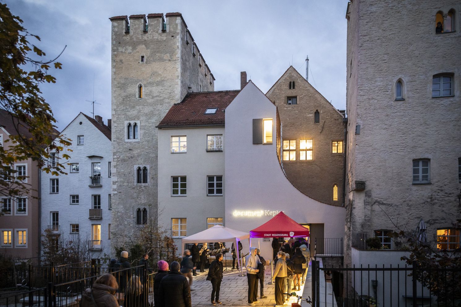 versand-1002-lange-nacht-der-museen_vielfaeltiges-programm-bei-den-museen-der-stadt-regensburg-c-document-kepler-ivana-bilz